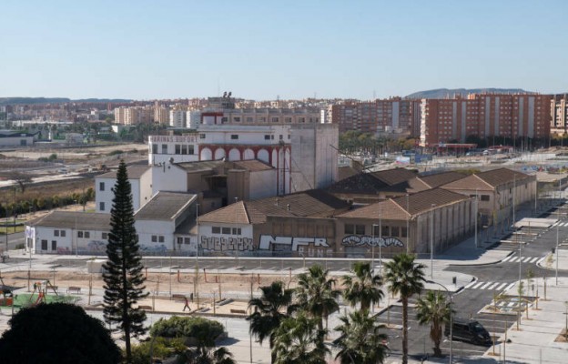 Alicante deja las torres de 6 a 16 alturas en el solar de las harineras de Benalúa en manos del Consell