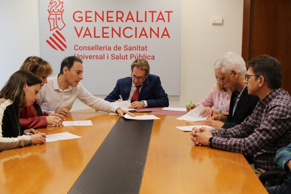 El personal sanitario de la Comunitat cobrará más caras las horas de guardia a partir del 1 de abril
