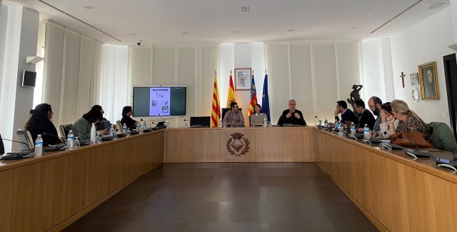 Vila-real mostra el seu compromís amb els costums impulsant la vestimenta tradicional