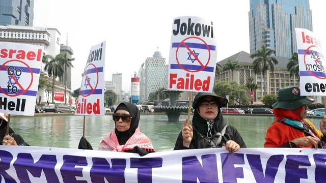 Musulmanes marchan en Yakarta contra la presencia de Israel en el Mundial sub-20 de Indonesia