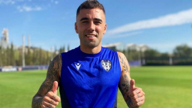 Rober Ibáñez, con unas molestias, se entrena en solitario