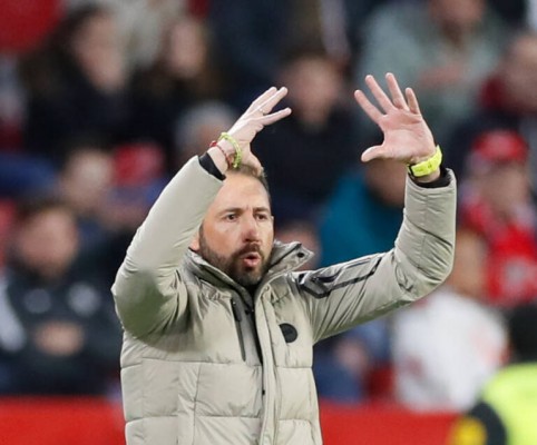 El Elche destituye a Pablo Machín