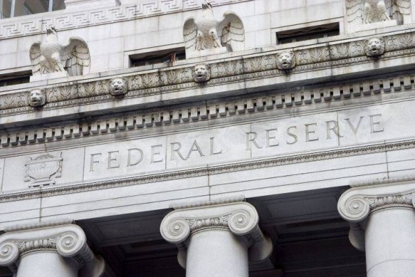 A la Reserva Federal americana se le plantea un dilema muy incómodo