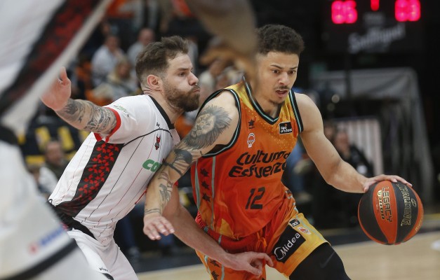 Valencia Basket exprime su cuarto triunfo seguido ante un Granada negado