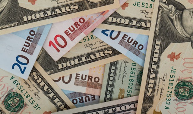 El euro saca tajada frente al dólar del triunfo de Trump