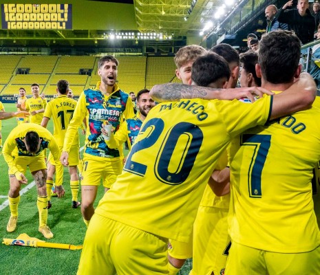 El Villarreal B doblega en La Cerámica a un Cartagena que acabó con nueve