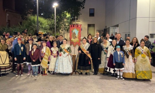 Benicàssim mantiene vivas las tradiciones: 17 niñas y niños quieren representar a la ciudad en fiestas