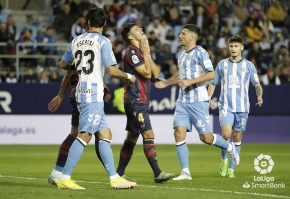 El Levante se deprime en Málaga