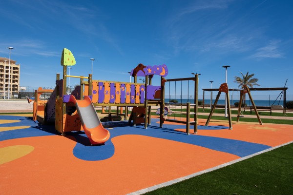 Alboraia suma un nuevo parque intergeneracional en Port Saplaya 