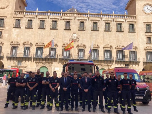 Alicante incorpora otros 21 bomberos y 4 sargentos al SPEIS