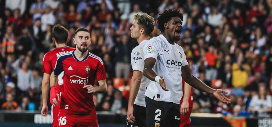 Baraja 'enchufa' al Valencia: 