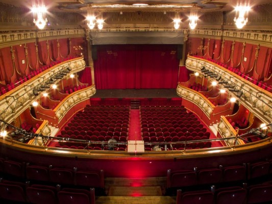 El Teatro Olympia de Valencia acogerá el 'Motivadores Tour' del Banco Mediolanum