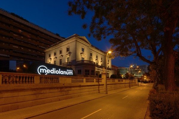 Banco Mediolanum repite como entidad con los clientes más satisfechos de la banca española