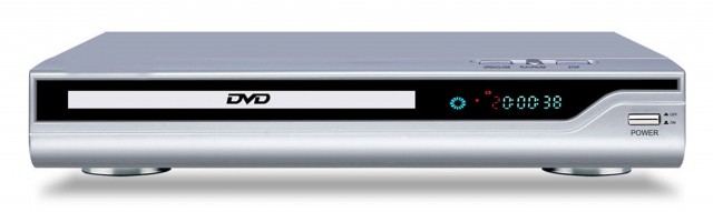 Uno de cada cinco niños de 6 años tiene ya televisión o DVD en su habitación