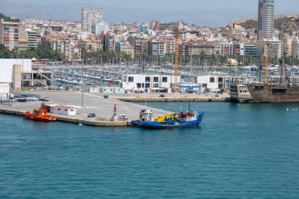 La Diputación y Alicante activan el concurso para diseñar el centro de congresos dos años después