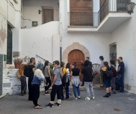 Repoblar desde el arte: un pueblo de Italia y otro de Castellón se unen para impulsar el mundo rural