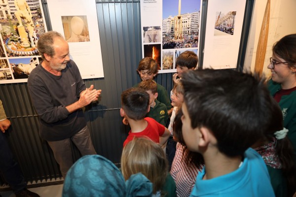 La arquitectura se conecta con las Fallas a través de una exposición en el CTAV 