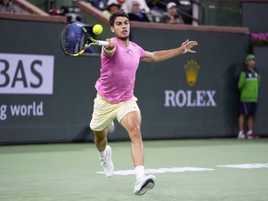Alcaraz ya es cuartofinalista en Indian Wells sin mucho desgaste al lesionarse Draper