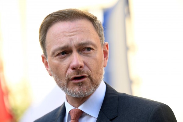  Los 27 piden a Bruselas finalizar el proceso legislativo para las nuevas reglas fiscales en 2023