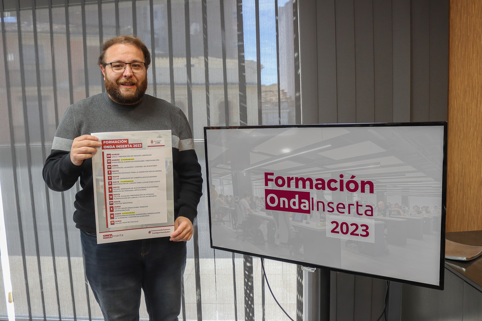 Onda imparte nuevos cursos de hostelería, gestión de inventario en empresas y de trámites digitales