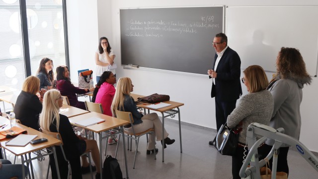 Benidorm impulsa un curso de capacitación laboral dirigido a mujeres para atención de personas dependientes

