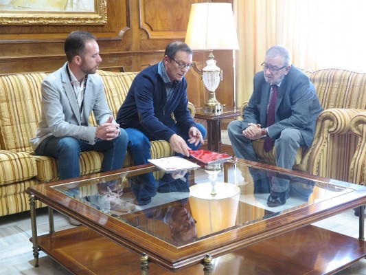 Proponen una declaración en la Asamblea para que los trabajadores de la industria se jubilen antes