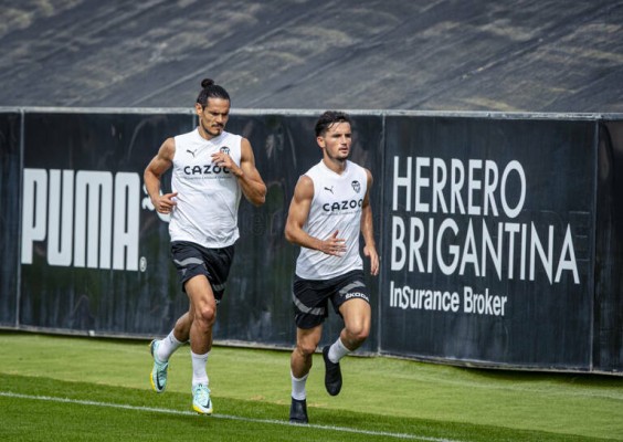 Cavani completa la sesión y apunta al Metropolitano