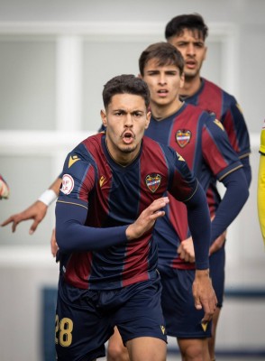 El Atlético Levante cae en Elche y a la quinta plaza