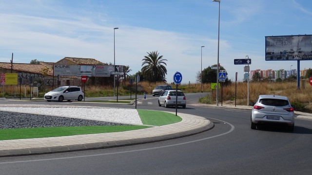La Vila Joiosa finaliza las obras de la rotonda de la N-332 en el polígono del Torres