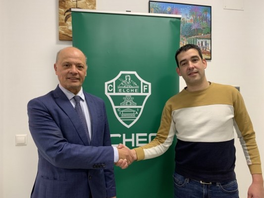 El Elche y la Federación de Peñas renuevan por dos años su convenio de colaboración
