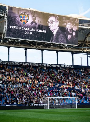 Homenaje a Pedro Catalán en el Ciutat