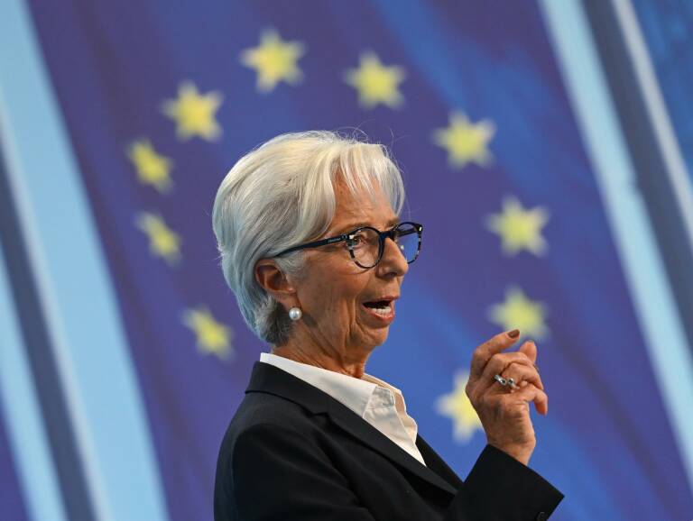 155,68 euros