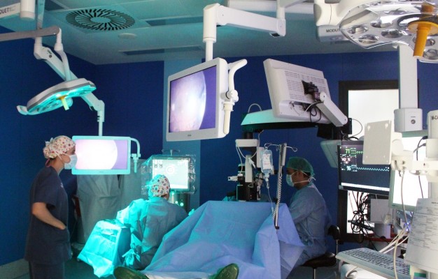 Los hospitales públicos de la Comunitat realizaron más de 1.700 intervenciones de glaucoma en 2022