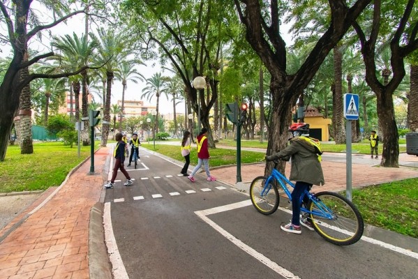 Murcia impulsa el programa 'Sábados sobre ruedas' para escolares en el Parque Infantil de Tráfico