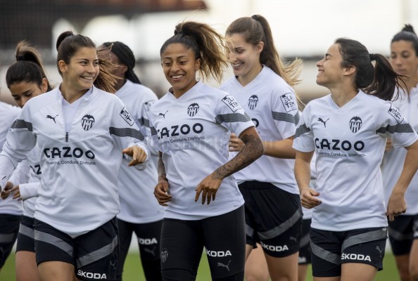 El Valencia Femenino buscará en Lezama igualar su mejor racha