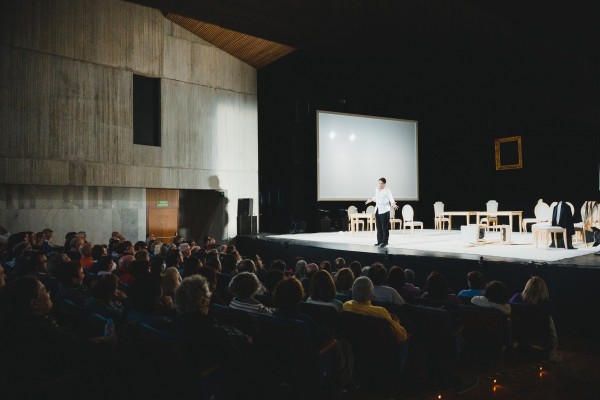 València celebra el Dia Mundial del Teatre amb una jornada de portes obertes