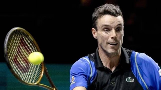 Bautista dice adiós en su debut en Indian Wells