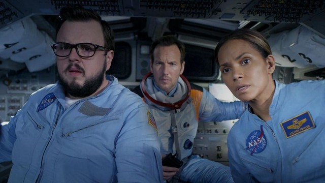 De 'Moonfall' a 'Ultrasecretos': cine y series para terraplanistas suspicaces