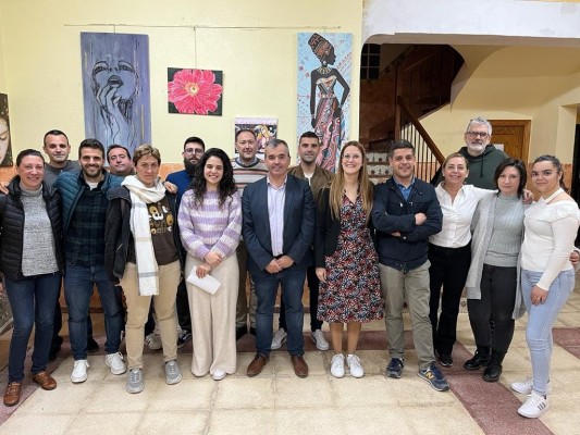 EU presenta en Aspe una lista 