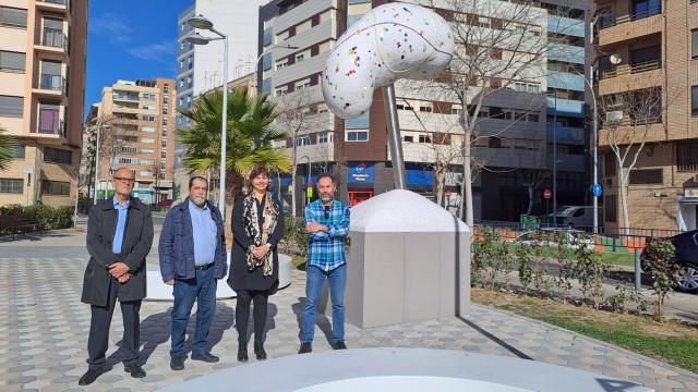 Una escultura se erige junto al Provincial en homenaje a los donantes de órganos