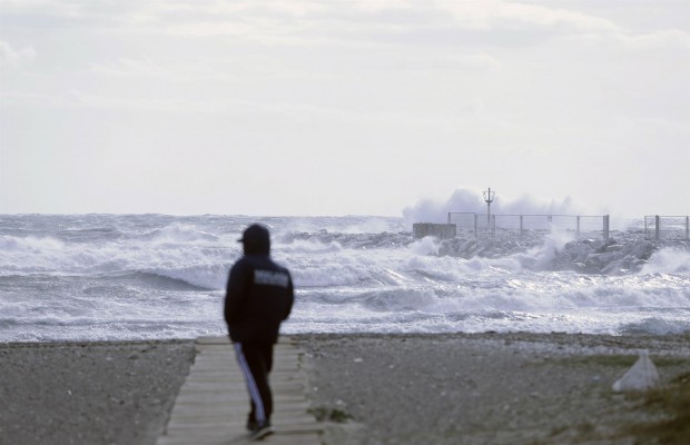 Este viernes se esperan fuertes rachas de viento en el interior de la Región