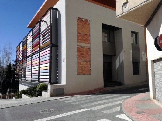 El Consell delega a Xixona las competencias para un centro de día y lo encarece 1,1 millones