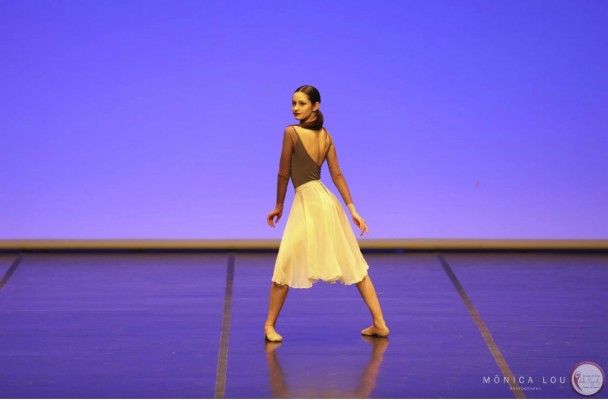 'Contigo' en el Raval: una aproximación a la danza clásica, neoclásica y contemporánea  