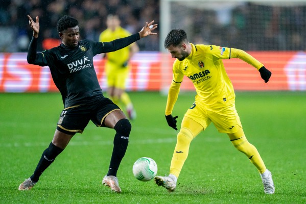 Un mal segundo tiempo penaliza en Anderlecht a un Villarreal que deberá resolver en La Cerámica