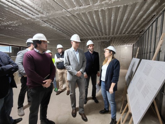 Vivienda exhibe inversiones en Alicante: 2,1 millones en el Centro 14 y 8,9 en Urbanova