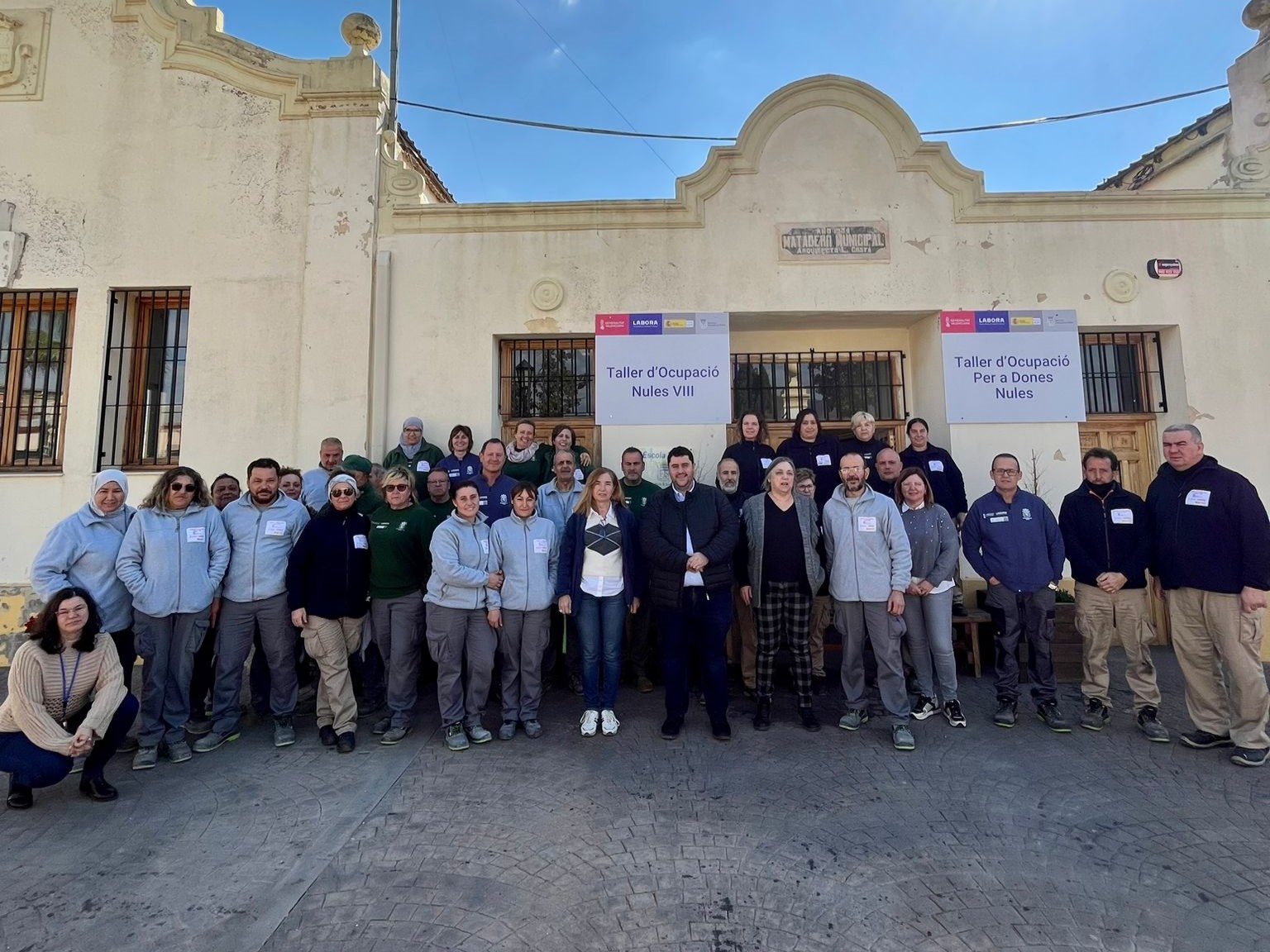 
Nules impulsa el huité taller de formació en jardineria, fusteria i obra 