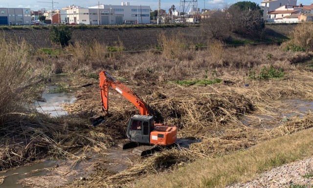 La CHJ inicia los trabajos de adecuación del barranco del Carraixet a su paso por Alboraia 