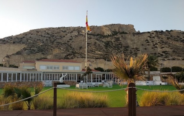 El Club de Regatas de Alicante alquila el restaurante de La Cantera al grupo Forty