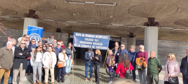 Los Graduados Sociales de Cartagena meten prisa a los diputados regionales para llegar a tiempo para constituirse como Colegio Oficial