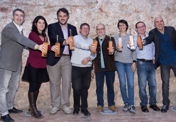 Lluís-Anton Baulenas  guanya el Ciutat d’Alzira amb una novel·la irònica, carregada de crítica social